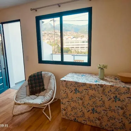 With Mountain View Апартаменты *