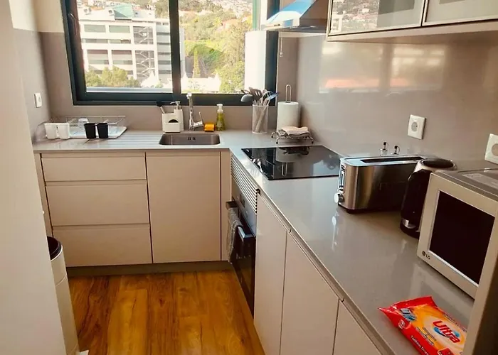 With Mountain View 公寓 *