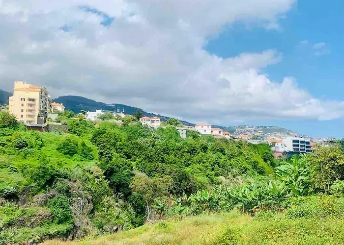 Apartmán With Mountain View Funchal (Madeira)